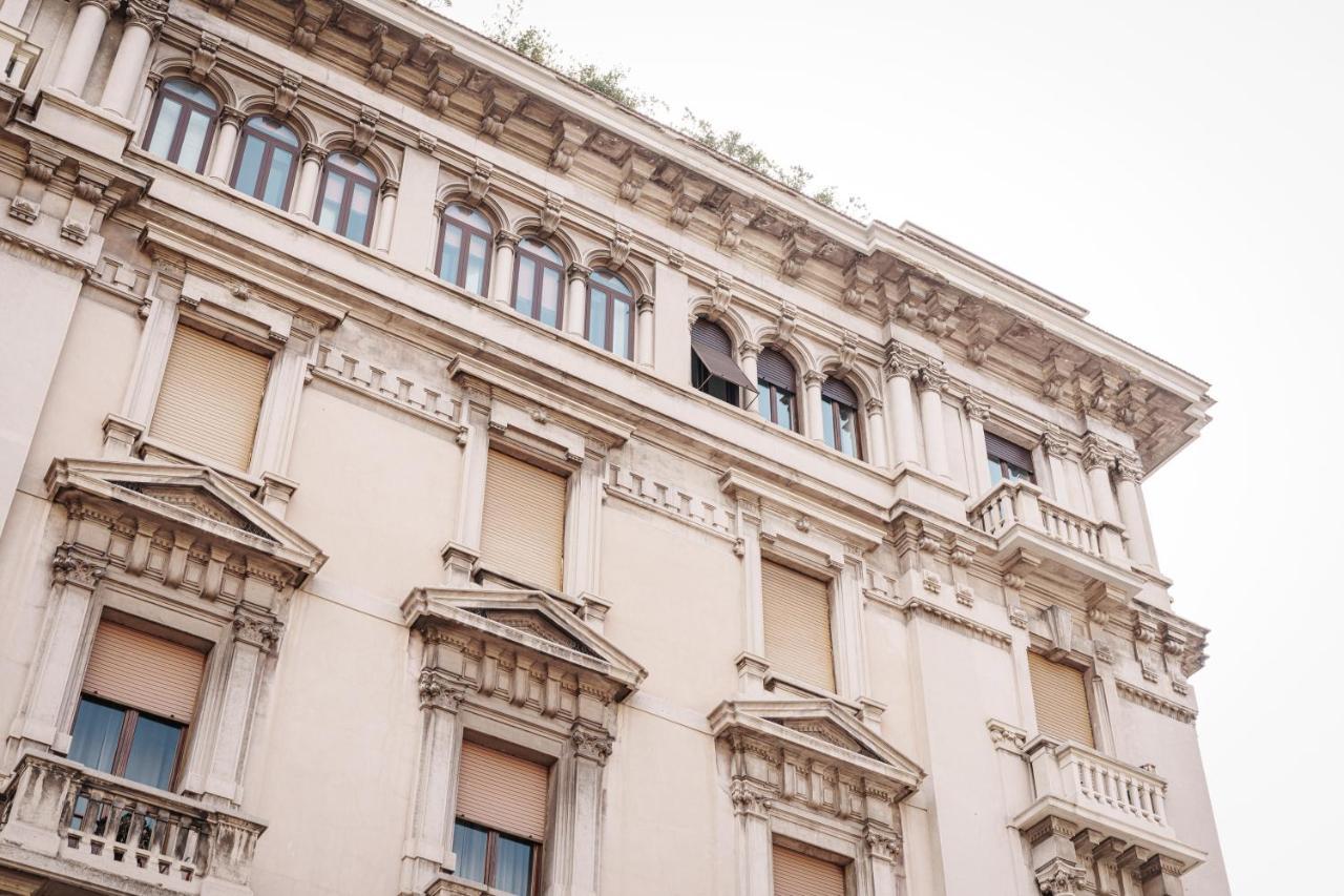 Art View Luxury Apartment Bari Extérieur photo